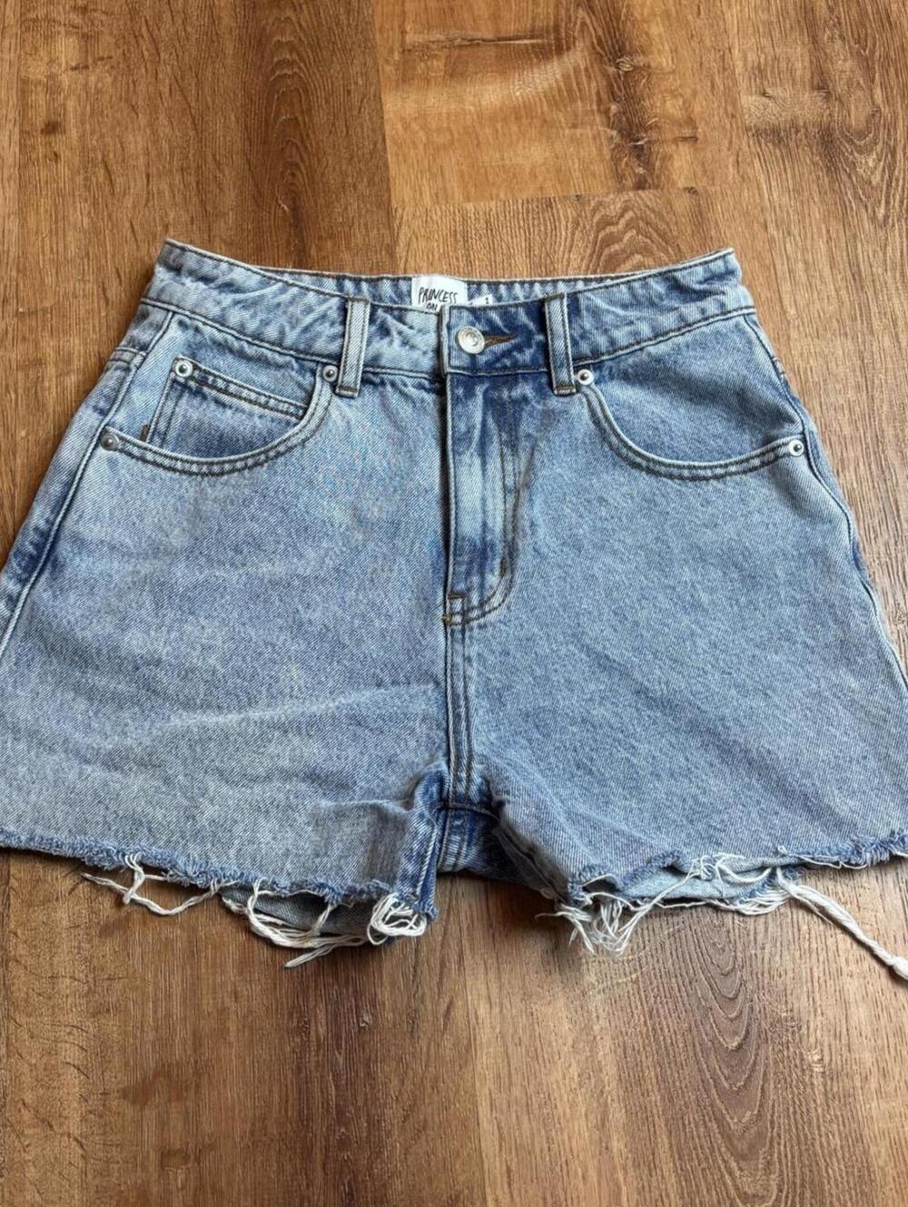 Princess Polly light wash denim mini shorts sz us 4 25 waist raw frayed hem